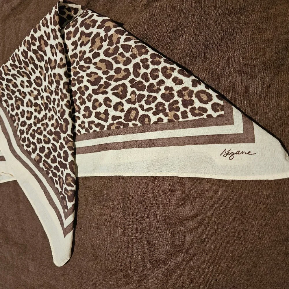 Sezane leopard print scarf - Picture 3 of 3
